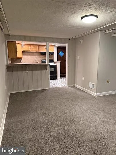 202 W Edgevale Rd #B — Photo 5