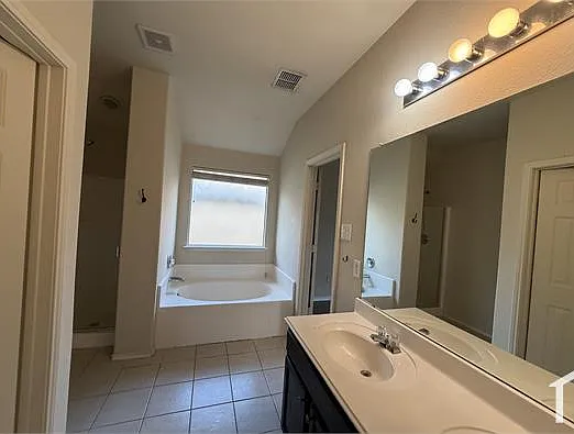 3700 Verde Dr — Photo 8