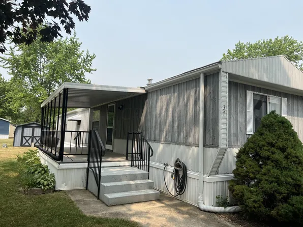 37 Amber Cv, Ashville, OH 43103