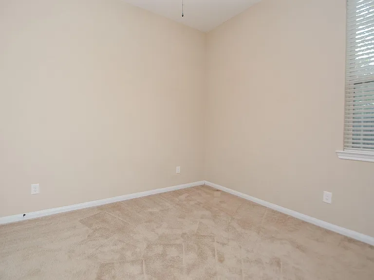 22 Cheswood Manor Dr — Photo 35