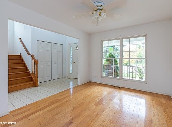 3rd image of 1375 Anthony Ct