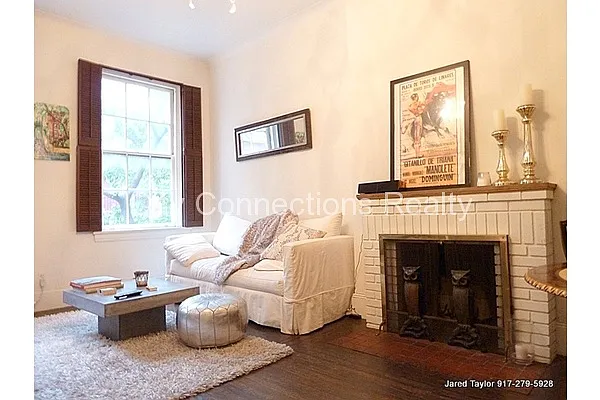 Rented by City Connections Realty | media 7