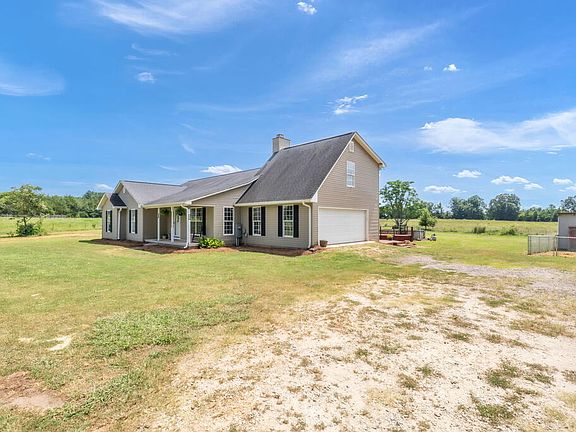 2nd image of 43 Sullivan Cir