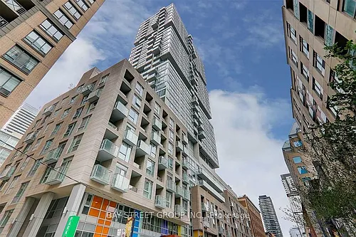 199 Richmond St W #203 Photo 1