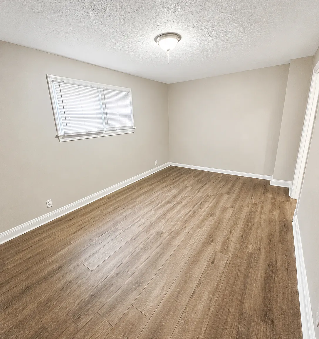 3659 Lentz Avenue - 1 — Photo 2