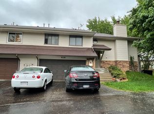 6695 Falstaff Rd, Woodbury, MN 55125