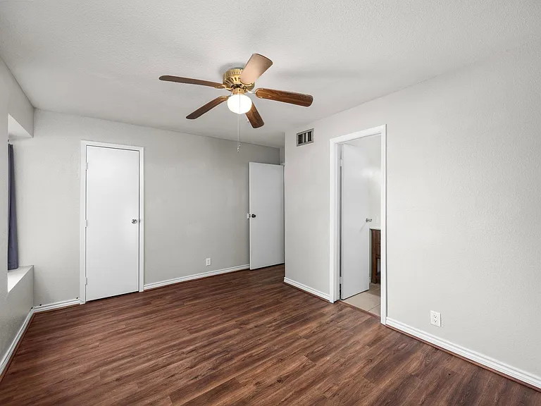 11002 Hammerly Blvd #214 — Photo 12