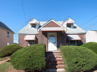 35 Leick Ave, Carteret, NJ 07008