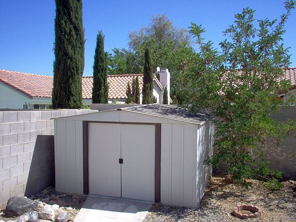 Shed