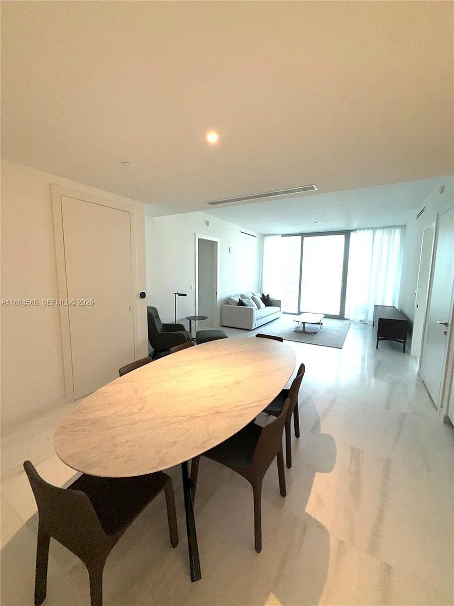 Building Photo - 300 Biscayne Boulevard Way #4209