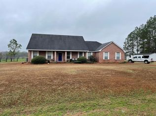 6436 Old Axson Rd, Douglas, GA 31535