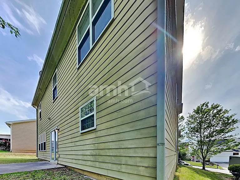 1637 Bradmere Ln — Photo 24