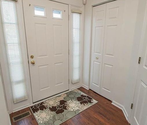 2nd image of 10250 Brighton Cir