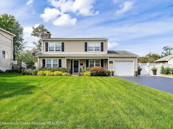 394 Maple Drive, Belford, NJ 07718