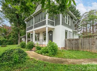 111-113 Stewart St, Hendersonville, NC 28792
