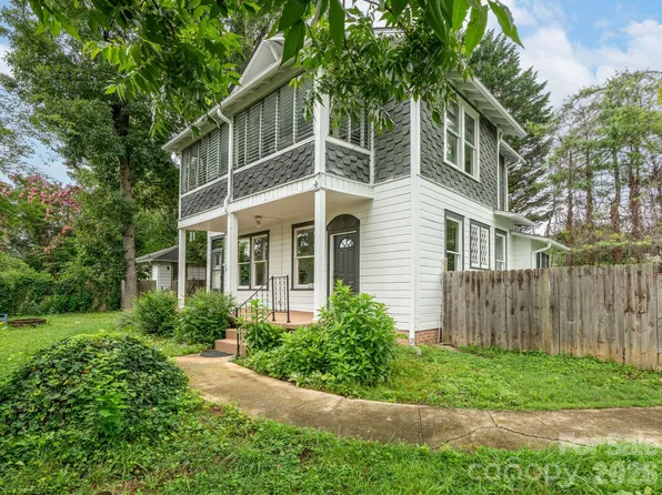 111-113 Stewart St, Hendersonville, NC 28792