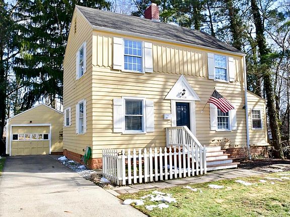 2nd image of 2508 Oakwood Ave