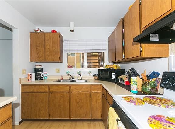 5th image of 98-1361 Koaheahe Pl APT 114