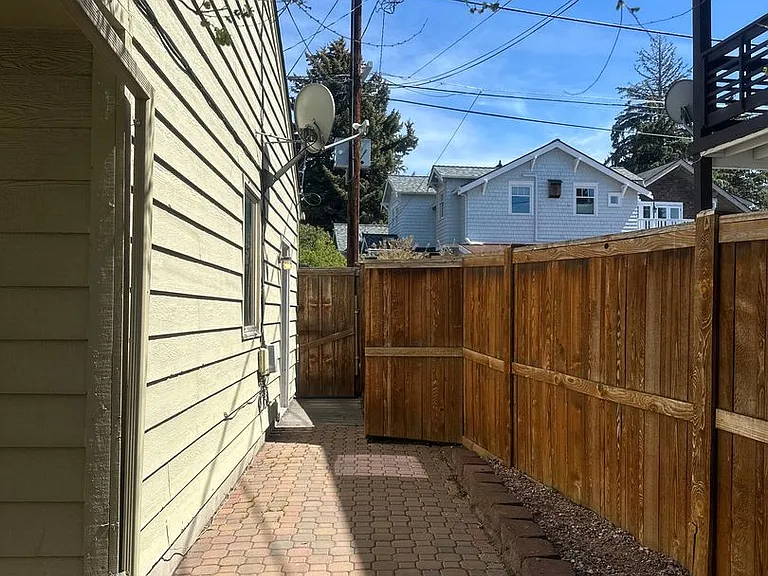 Tumalo Ave, 245 NW - 00245-TUMA-00 — Photo 28