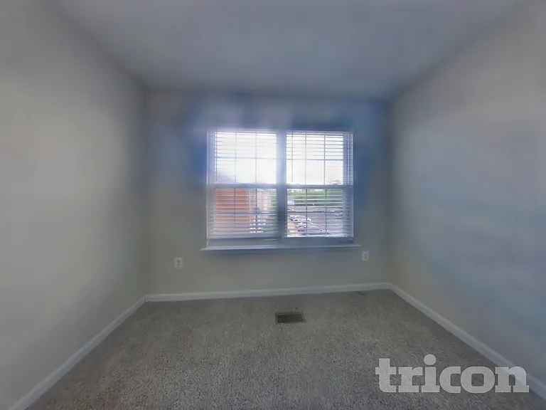 10930 W Point Pl — Photo 9