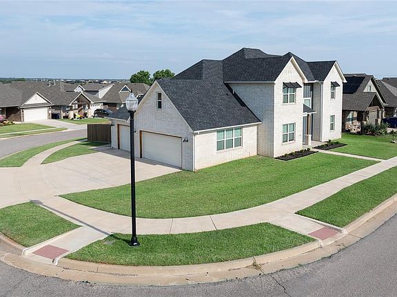 3rd image of 9909 Glover River Dr