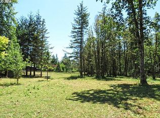 90099 Power Ln, Elmira, OR 97437