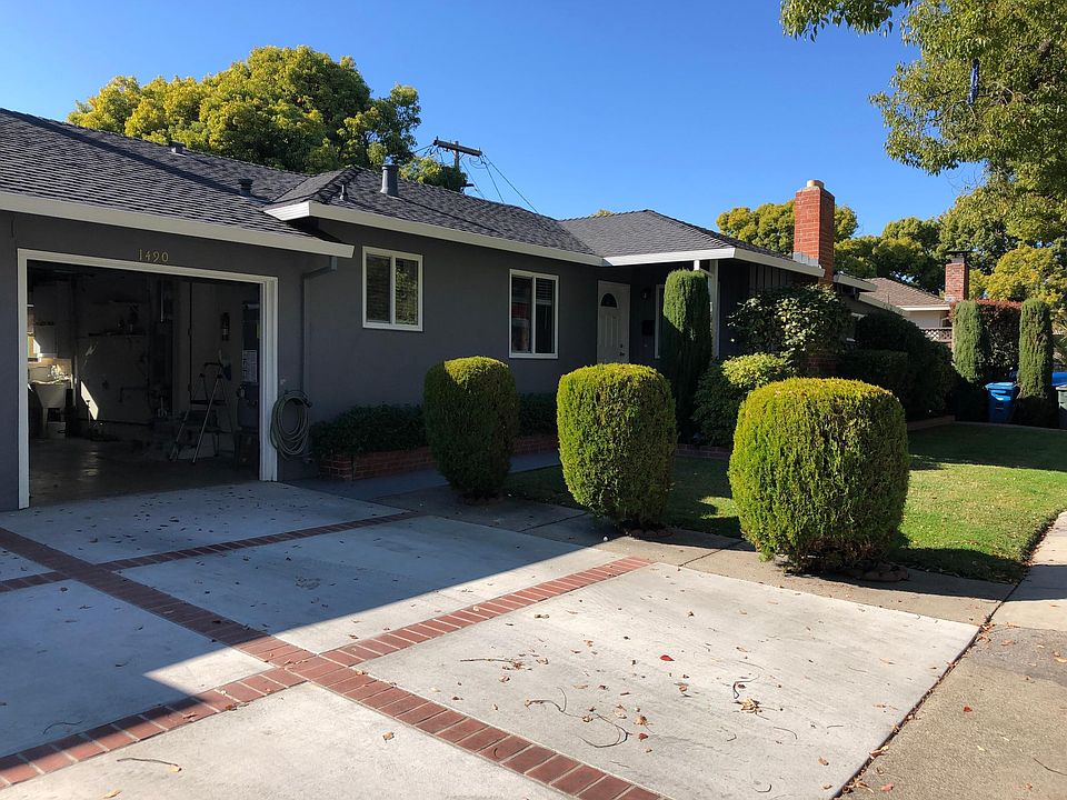 1st image of 1490 Sierra St