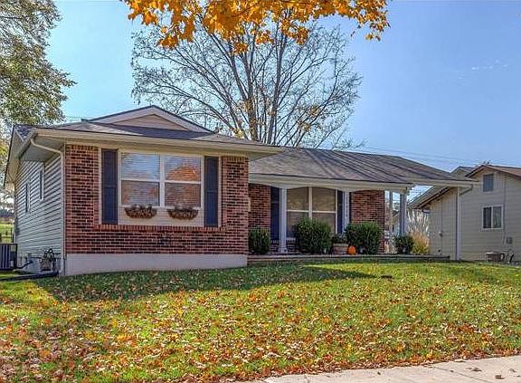 3rd image of 11924 McKelvey Gardens Dr