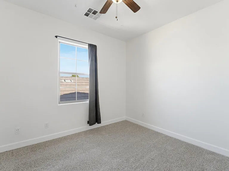 15391 W Dreyfus St — Photo 50