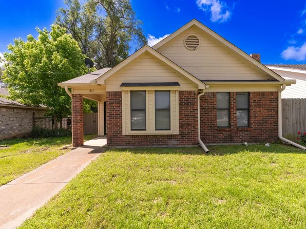 517 Woodlawn St, Sulphur Springs, TX 75482