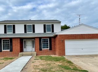 204 W Main St, Shumway, IL 62461