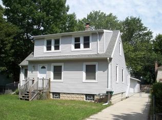 1532 W Lawn Ave, Milwaukee, WI 53209