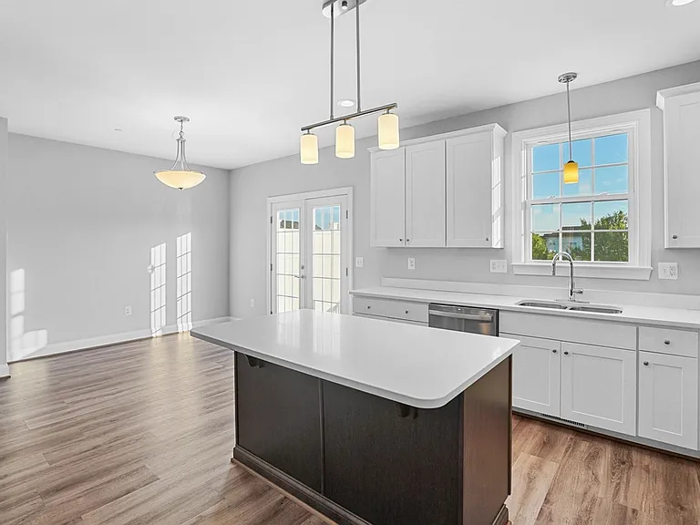 981 Rye Dr — Photo 13