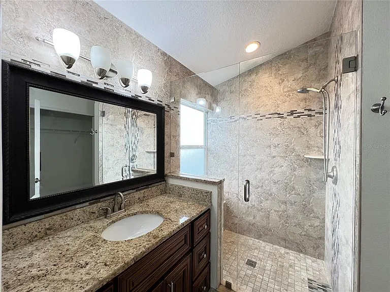 2859 Blooming Alamanda Loop — Photo 21