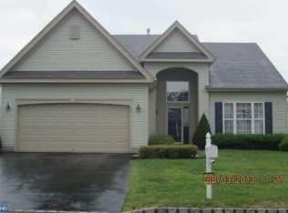 641 N Settlers Cir, Warrington, PA 18976