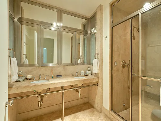 Rented by Sotheby's International Realty | media 1
