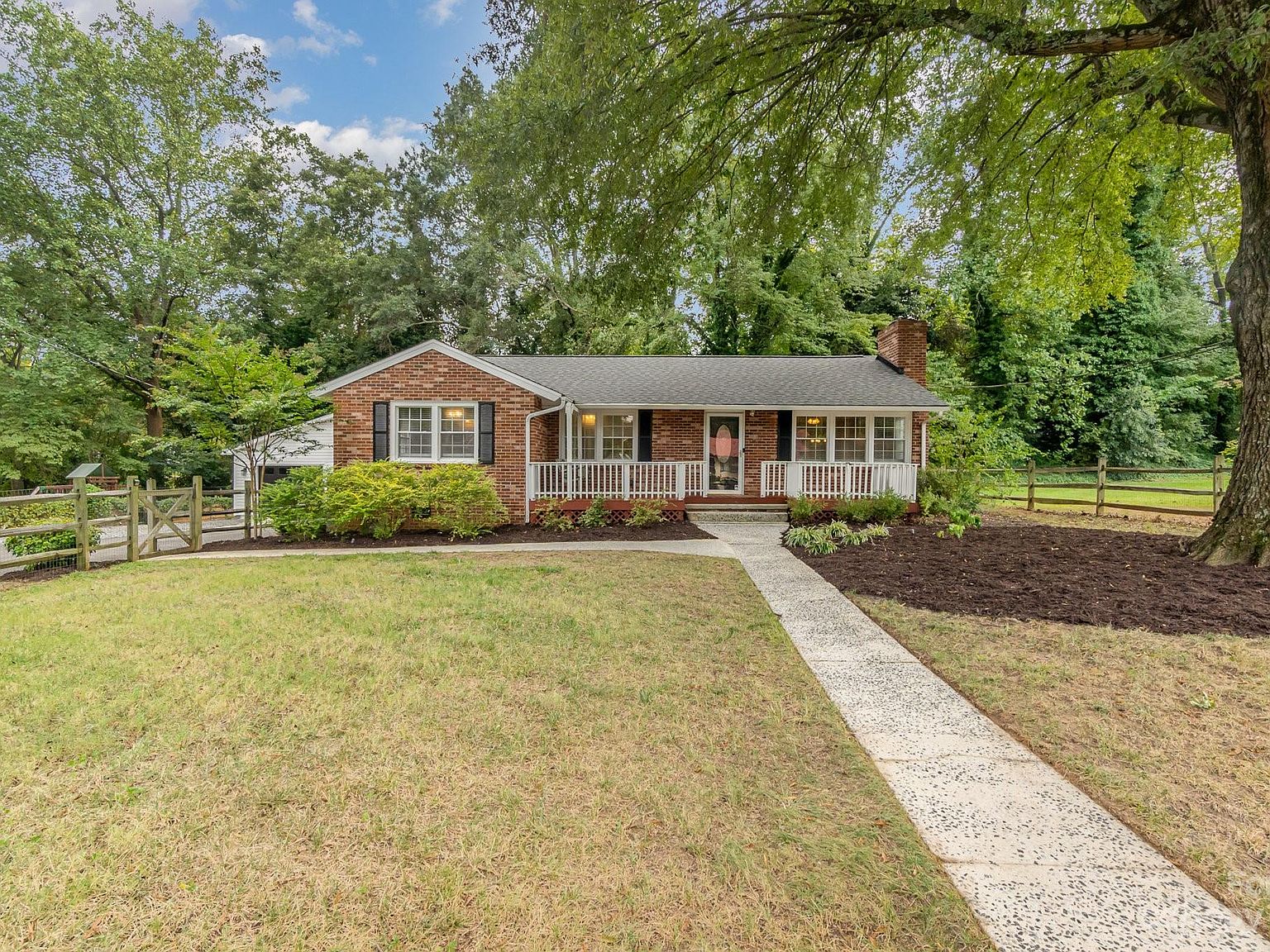 2206 Englewood St, Kannapolis, NC 28083 MLS 4072523 Zillow