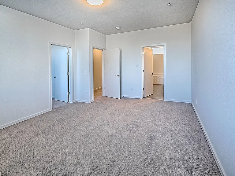 8025 15th Ave NW — Photo 9