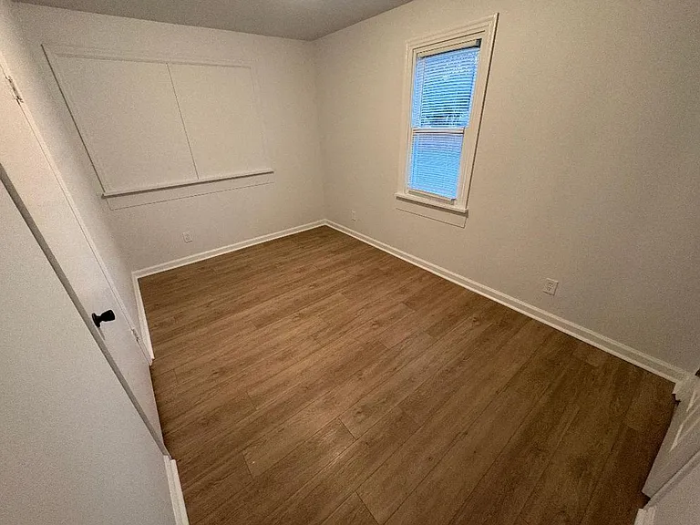 11038 Gertrude Ave — Photo 6