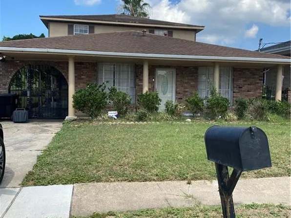 5435 Pauline Dr, New Orleans, LA 70126