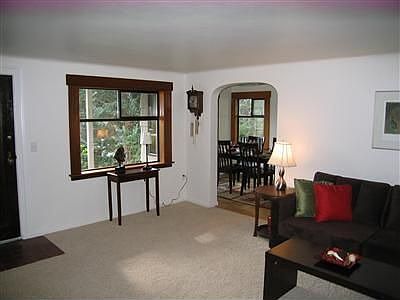 3rd image of 14023 Palatine Ave N