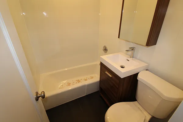 Rented by Blip LLC | media 18