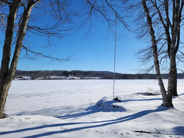 73 Autumn Lane, Union, ME 04862