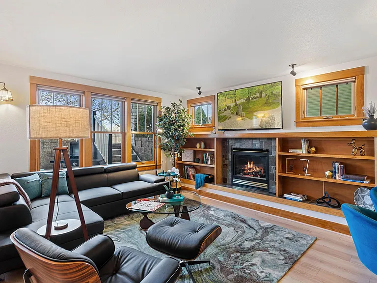 415 Mason Ct #5B — Photo 9