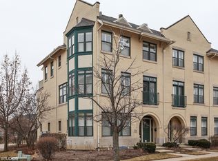 138 Whistler Rd, Highland Park, IL 60035
