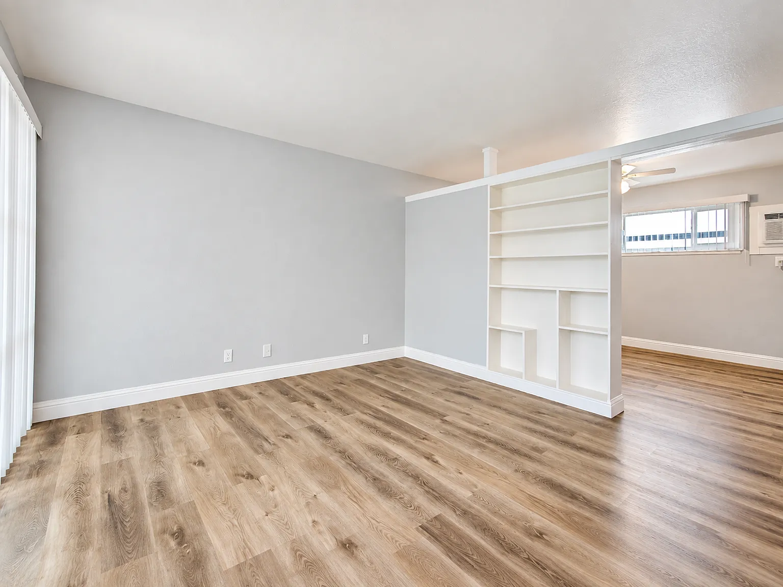 Sunset Crossings Apartments — Photo 4