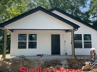 129 Spring St, Charlestown, IN 47111