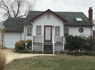 18 Bayview Ave, Hazlet, NJ 07730
