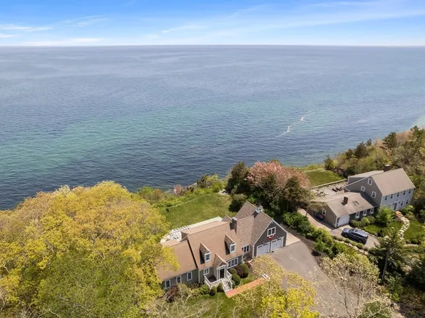 3 Ellisville Dr, Plymouth, MA 02360