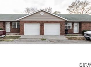 207 McClure Ave, Dupo, IL